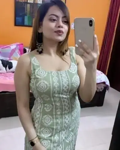 Call Girl in Piploda